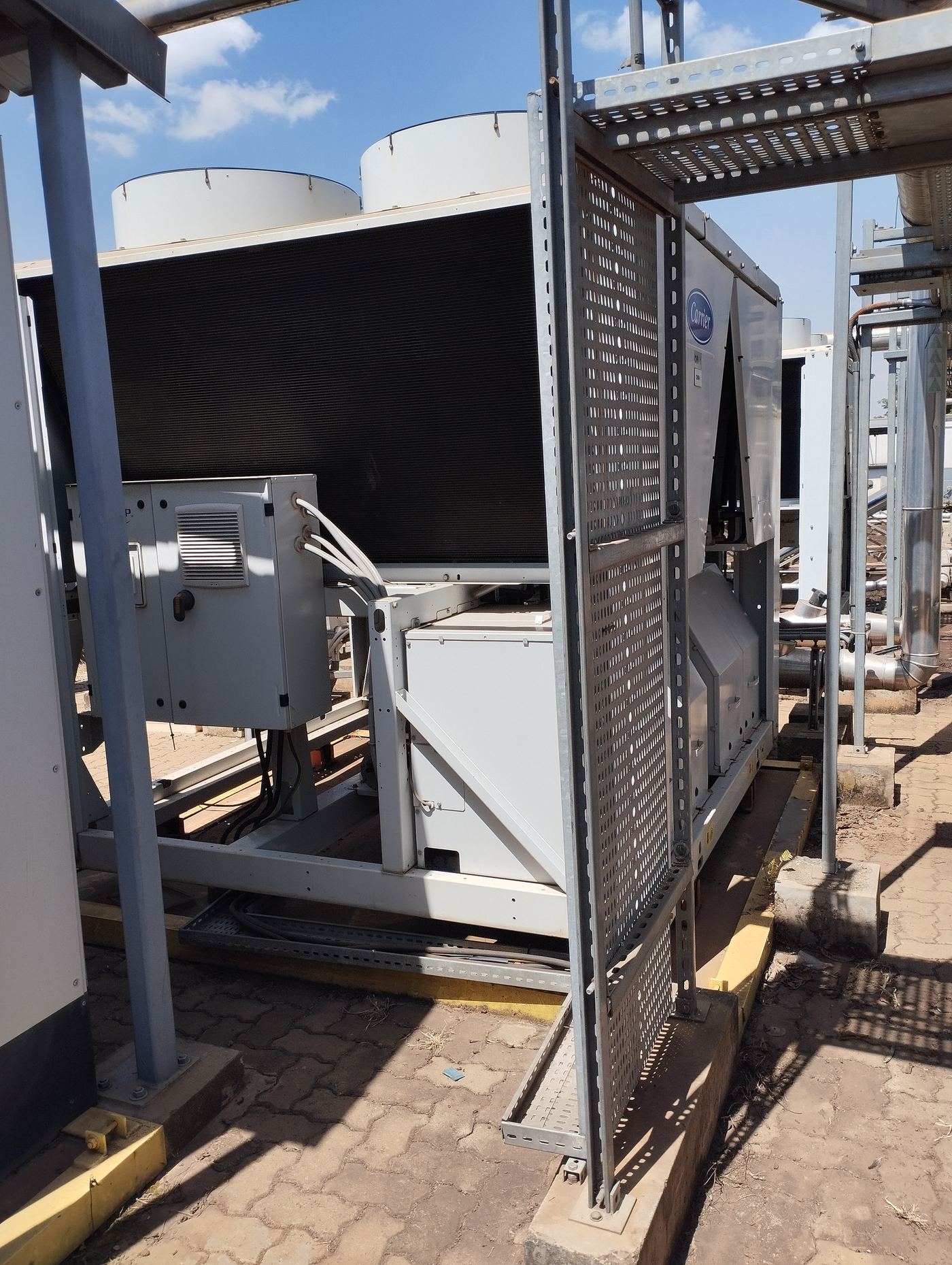 Chiller unit maintenance